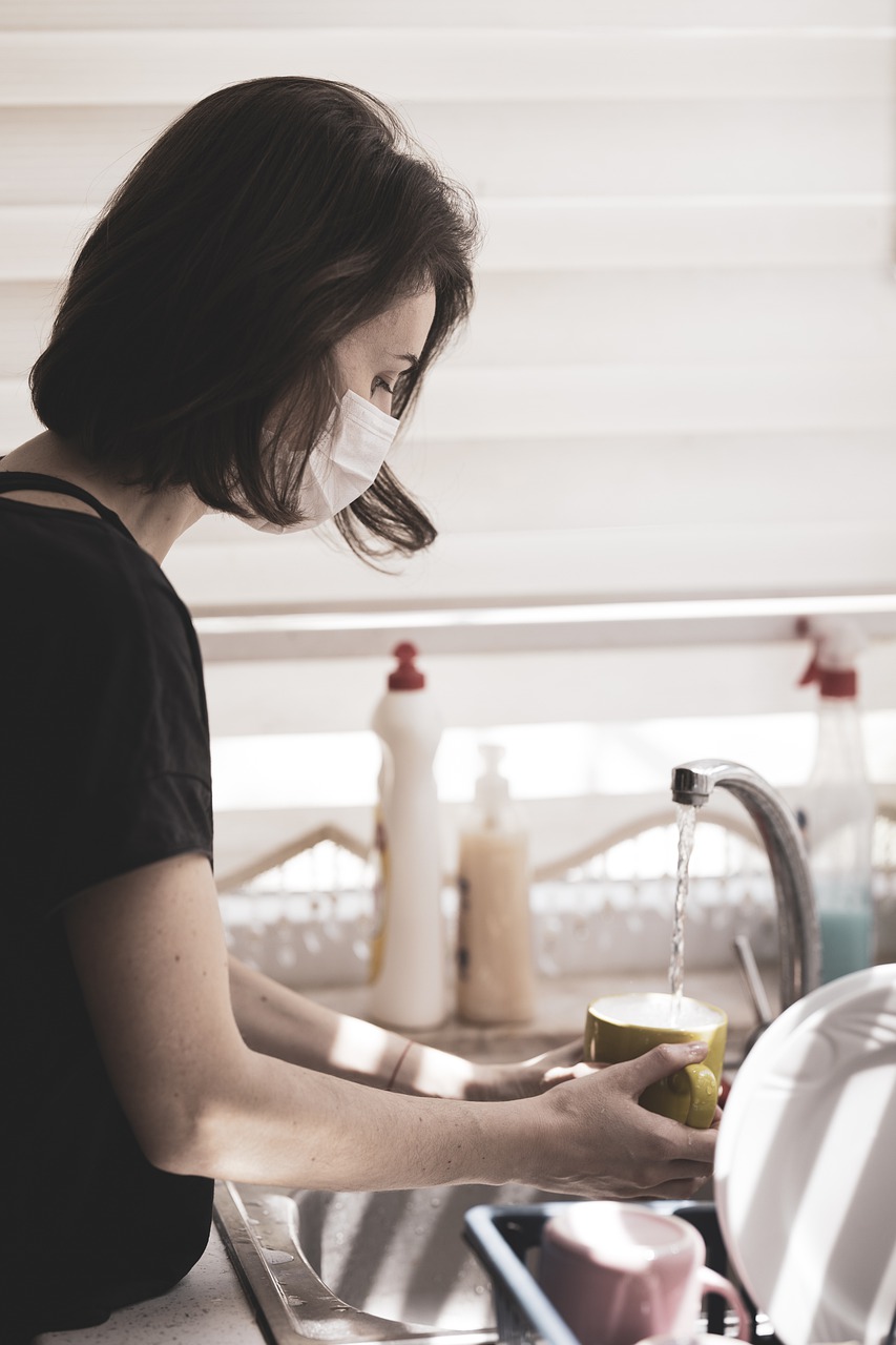 Sprzątanie Po Przepisach Kulinarncyh: Jak Uporządkować Kuchnię po Twórczej Sesji Gotowania?